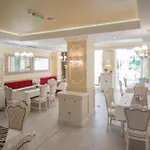شقة فندقية Rena