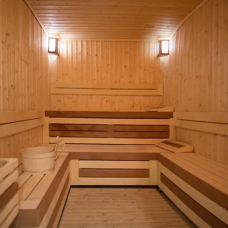 Lägenhetshotell Rena 4*