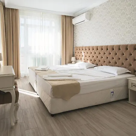 Rena 4* Sluneční pobřeží