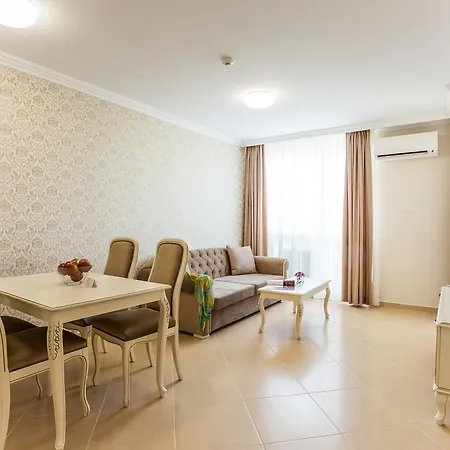 Rena Hotel apartamentowy 4*